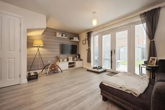 Photo 2 — Danegeld Avenue, Great Denham, Bedford, Bedfordshire, MK40
