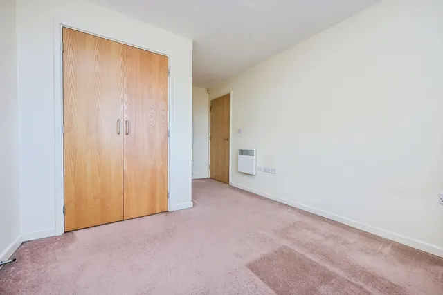 Photo 3 — Palgrave Road, Bedford, Bedfordshire, MK42