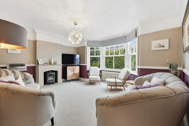 Photo 2 — 1 Prospect Villa, 10 Heath Road, Ramsden Heath, Billericay, Essex, CM11 1NA