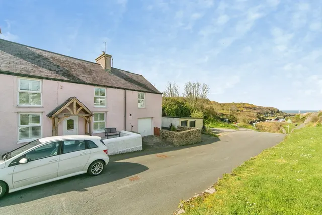 Quay Street, Amlwch, LL68, photo 1