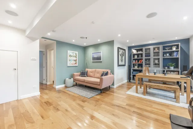 49 Courtside, 47-49 Penywern Road, London, photo 1