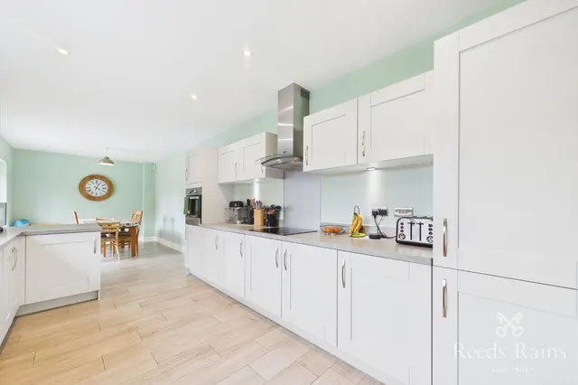 Bakewell Close, Catterall, PR3, photo 3