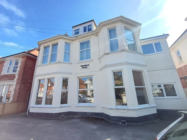 Grand Avenue, Bournemouth, BH6, photo 1