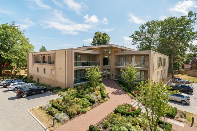 Madeira Walk, Ascot, SL5, photo 1