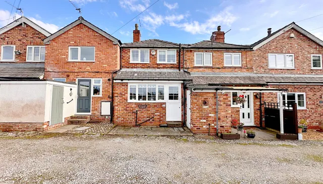 Dale House Fold, Stockport, photo 1