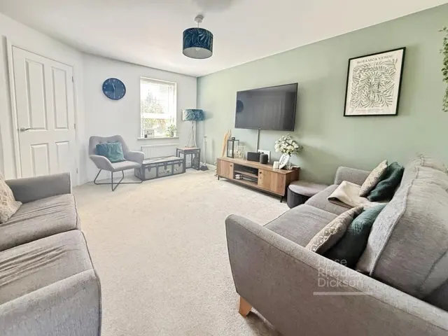 Cromwell Avenue, East Cowes, PO32, photo 3