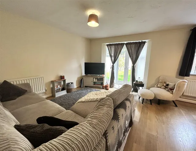 Partridge Close, Chippenham, SN14, photo 2