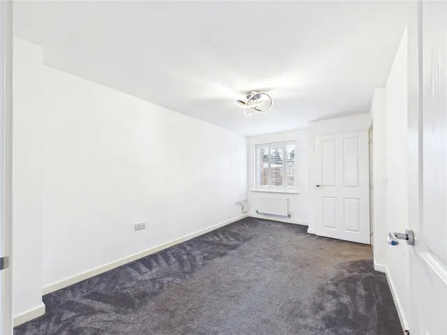 Martin Hunt Drive, Stanway, CO3, photo 3