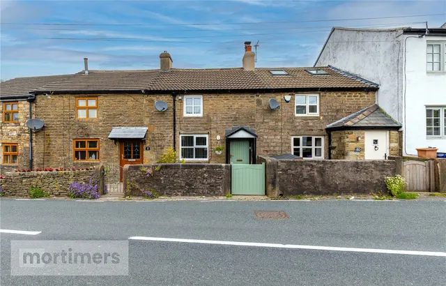 Ribchester Road, Clayton Le Dale, BB1, photo 1