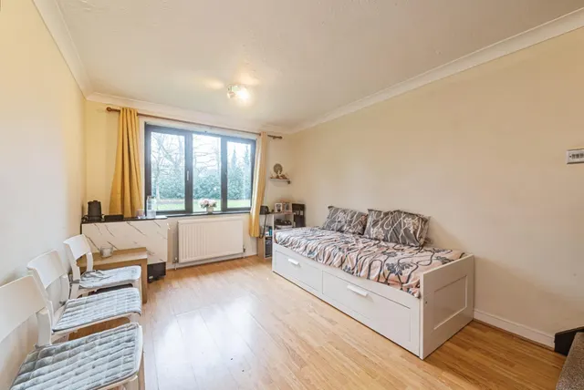Haywood Court, Reading, RG1, photo 2