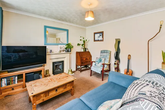 Wiltshire Way, Westbury, BA13, photo 2