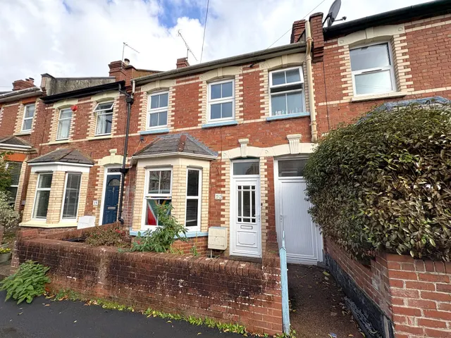 Commins Road, EX1, photo 1