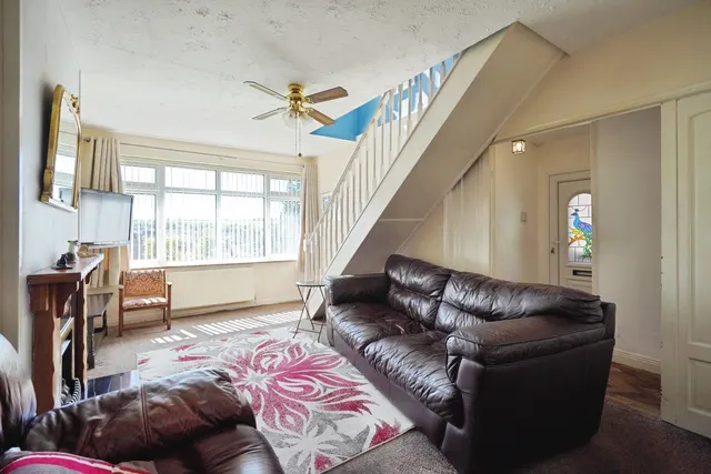 Oadby Rise, Burton-on-Trent, DE13, photo 3