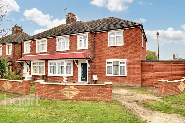 St Osyth Road, Clacton-On-Sea, CO15, photo 1