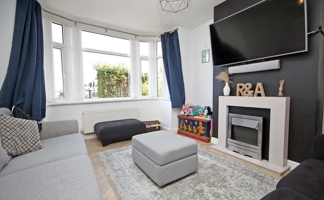 Belmont Road, Bangor, LL57, photo 2