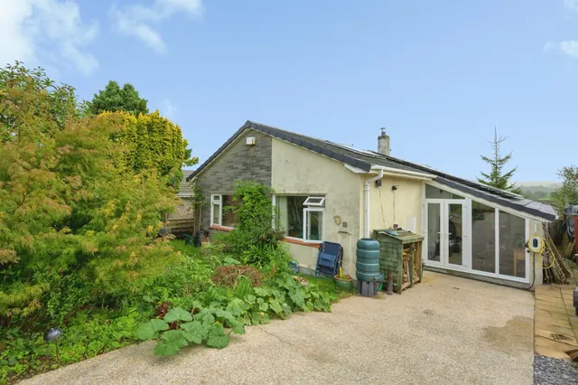 Longfield, Lutton, PL21, photo 1