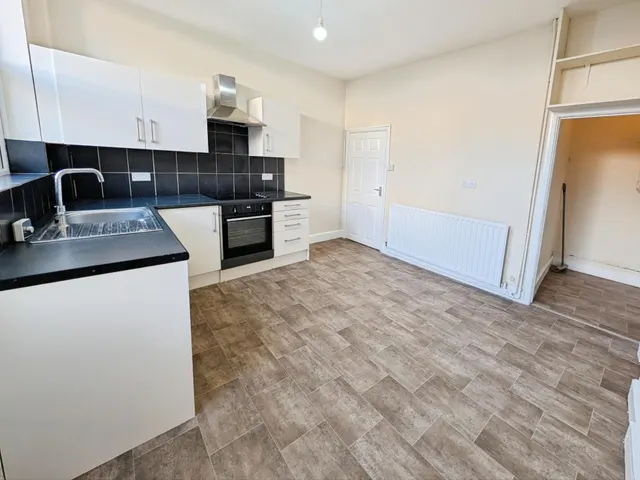 Queen Street, Grantham, NG31, photo 2
