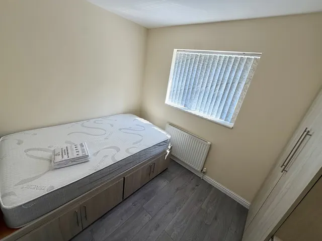 Beverly Road, Fallowfield M14, photo 1