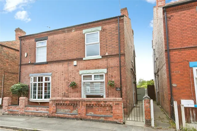 Maxwell Street, Long Eaton, NG10, photo 1