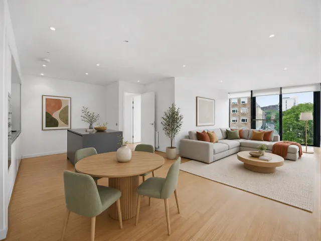 Simpson Loan, Quartermile, EH3, photo 2