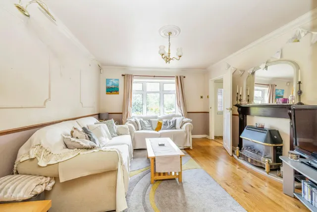 Perry Mead, Bushey, WD23, photo 3