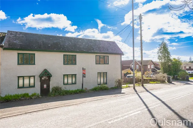 Stourbridge Road, Catshill, Bromsgrove, Worcestershire, B61 9LQ, photo 1