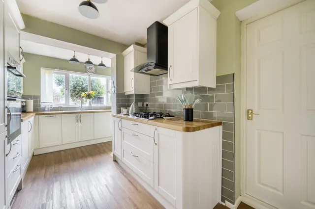 Bissley Drive, Maidenhead, SL6, photo 3