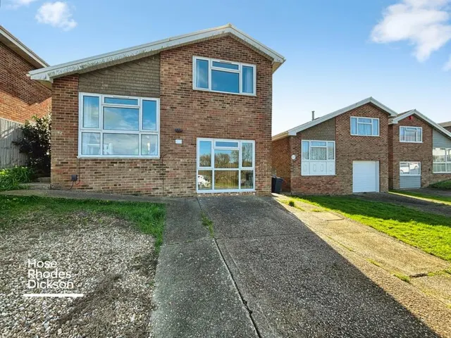 Blythe Way, Shanklin, PO37, photo 1