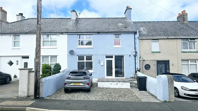 Gwelfor Avenue, Holyhead, LL65, photo 1