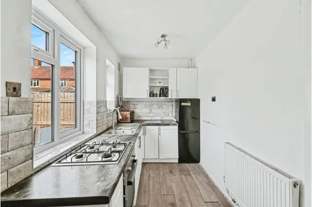 Photo 2 — Pembroke Crescent, Northampton