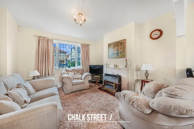 Victoria Avenue, Romford, RM5, photo 2
