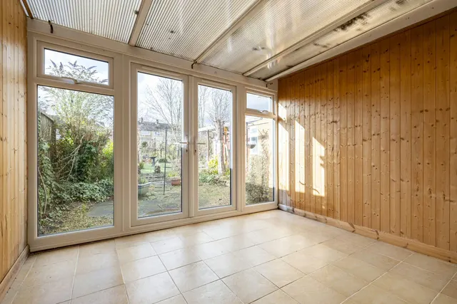 Photo 3 — Shenley Road, Bletchley, Milton Keynes, Buckinghamshire, MK3 6HE