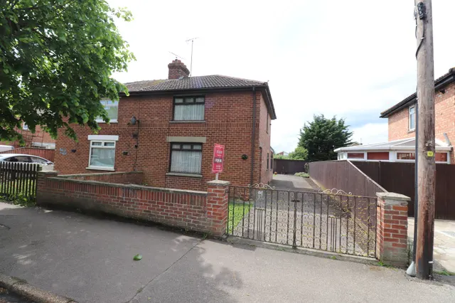 Edward Road, Spalding, PE11, photo 1