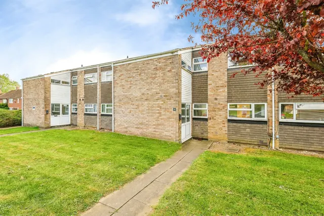 Castle Avenue, Northampton, NN5, photo 1