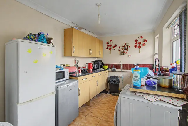 Newland Street, Wakefield, WF1, photo 3