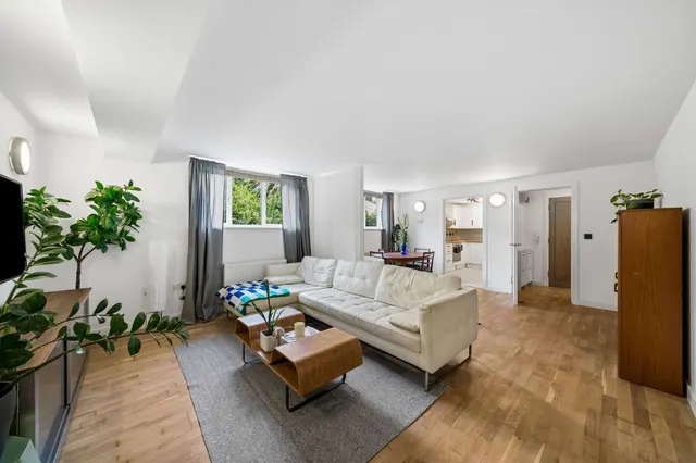 Petersham Road, Richmond, TW10, photo 1