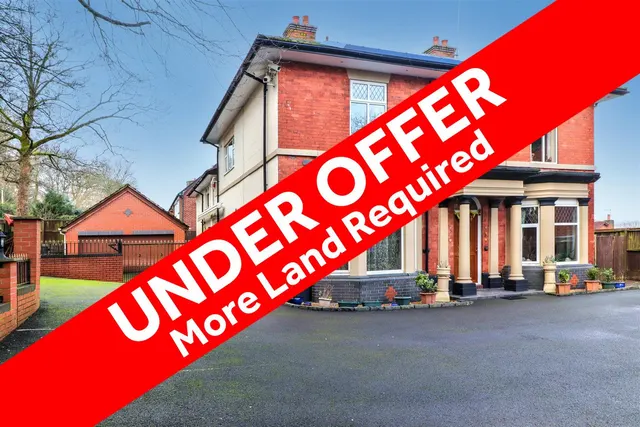 Porthill Bank, Newcastle-under-Lyme, ST5, photo 1