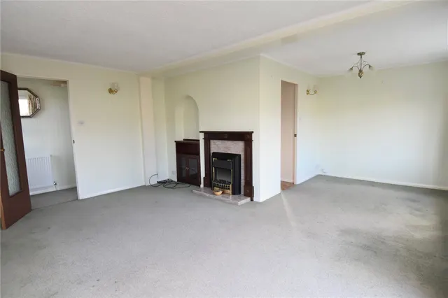 Photo 3 — Doverdale Park Homes, Hampton Lovett, Droitwich, Worcestershire, WR9 0NU