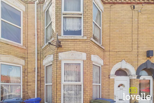 Bannister Street, Withernsea, HU19, photo 1