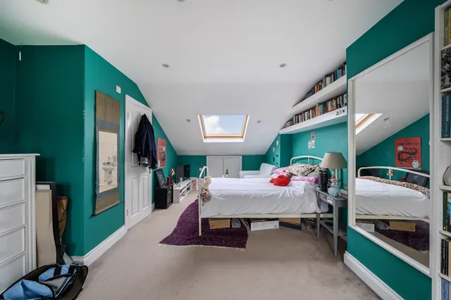 71 Macfarlane Road, London, photo 1
