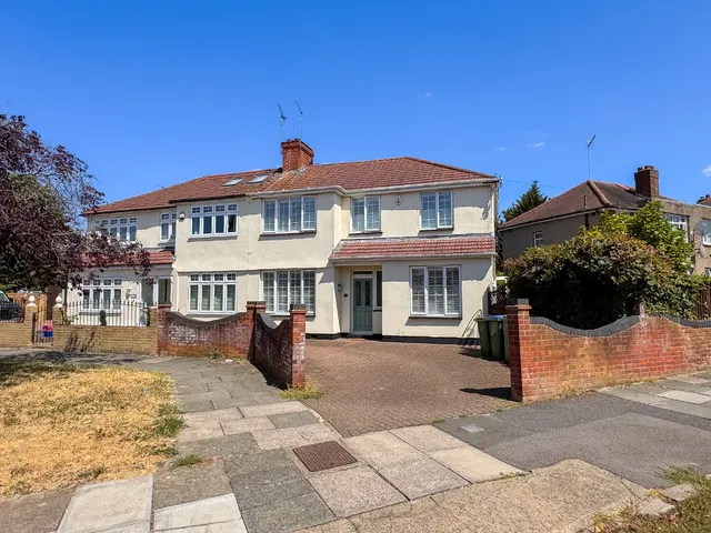 Welton Road, Plumstead, London, SE18 2JE, photo 1
