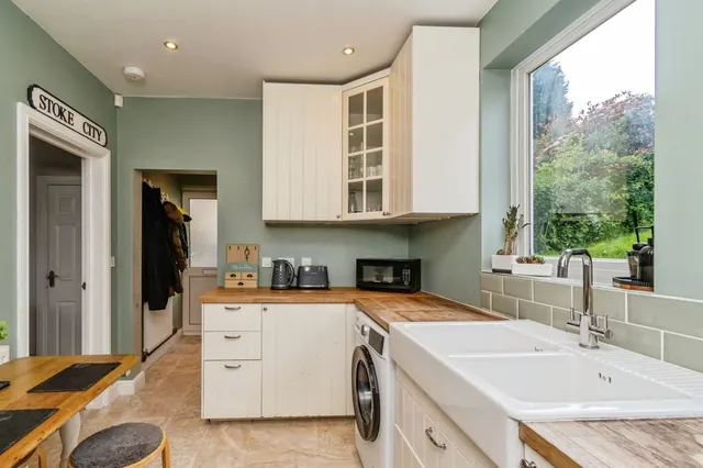 Stafford Road, Cannock, WS11, photo 2