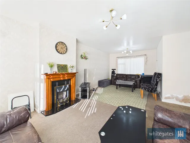 Woodroyd Terrace, Bradford, BD5, photo 2