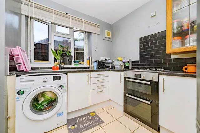 Bennetts End Road, Hemel Hempstead, HP3, photo 2