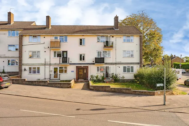 Bennetts End Road, Hemel Hempstead, HP3, photo 1