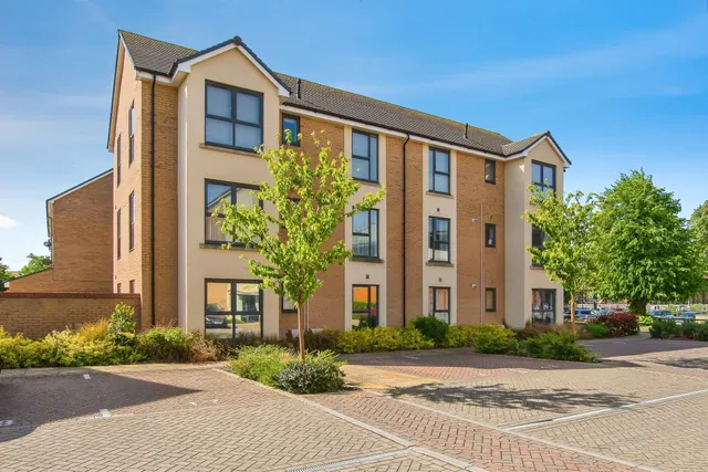 St. Johns Close, Peterborough, photo 1