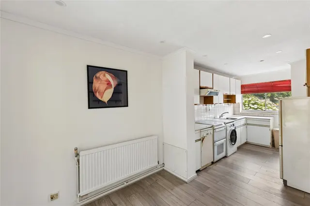 Lomond Close, London, N15, photo 3