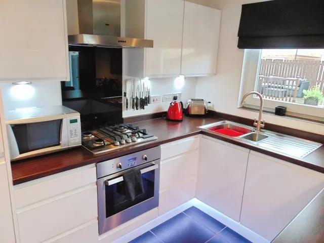 Dalyell Place, Armadale, EH48, photo 3