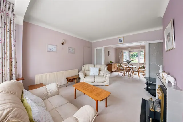 Cotswold Close, Uxbridge, photo 2