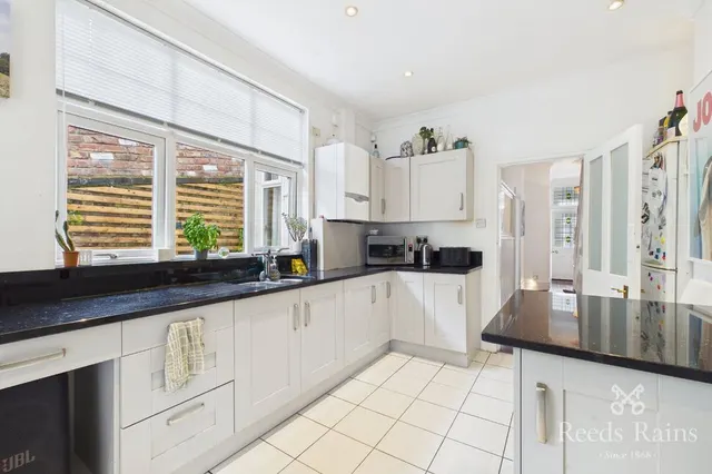 High Street, Wavertree, L15, photo 2